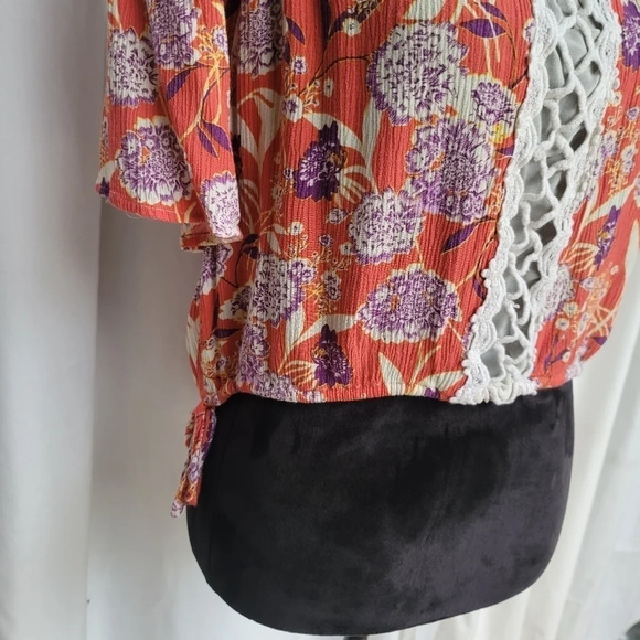 Women's Miss Me Beige Floral Boho Relaxed Cropped Top Open Shoulder Viscose XS - Picture 10 of 12